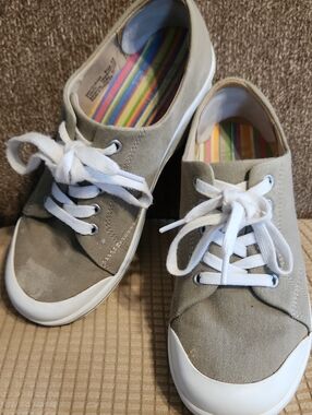 DANSKO Canvas Lace-Up Sneakers in Light Taupe size 36